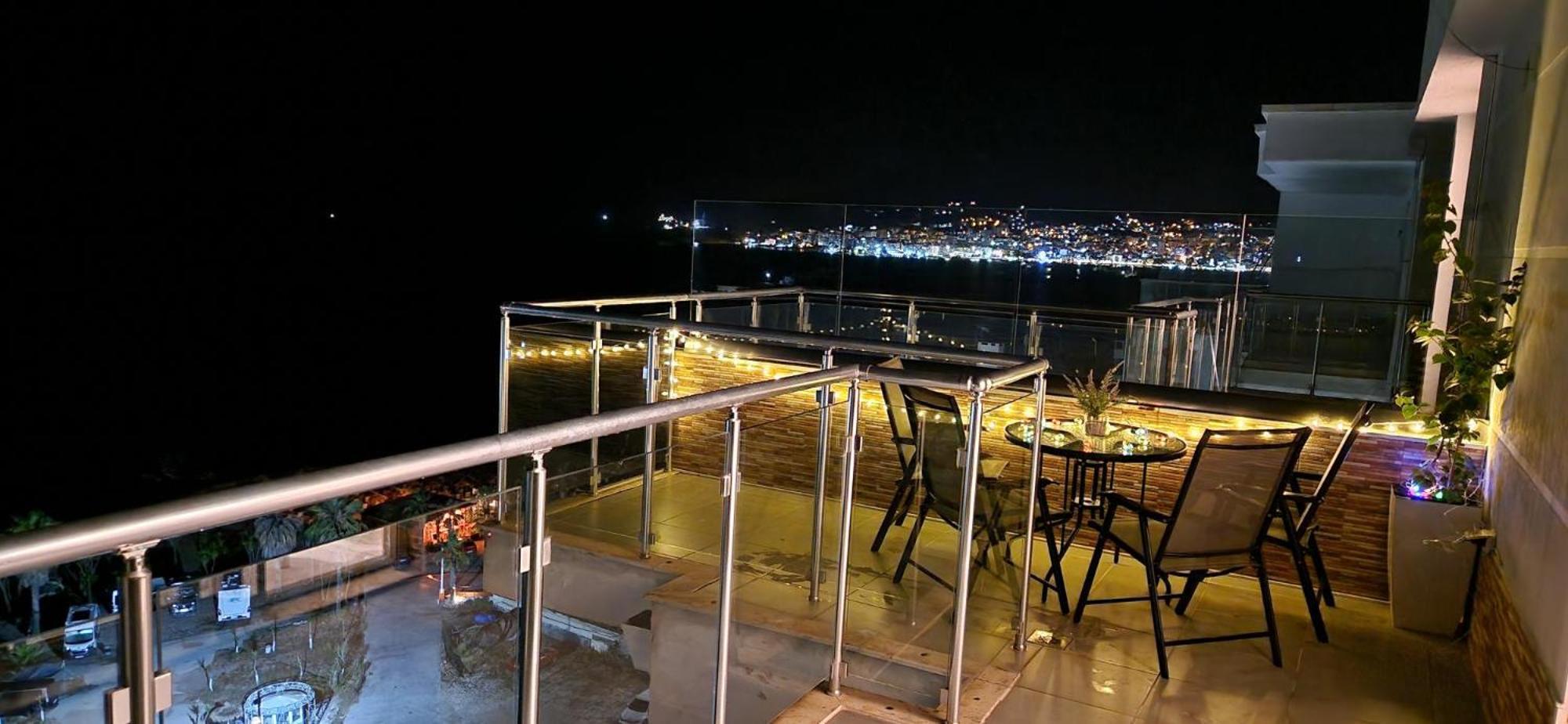 Апартаменти Sadet'S Penthouse Saranda Екстер'єр фото